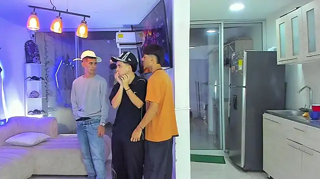 Houseofwarrios 网络视讯表演