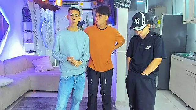 Houseofwarrios 网络视讯表演