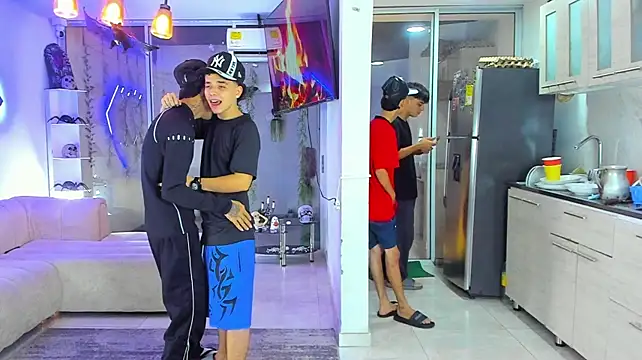 Houseofwarrios Pertunjukan Webcam
