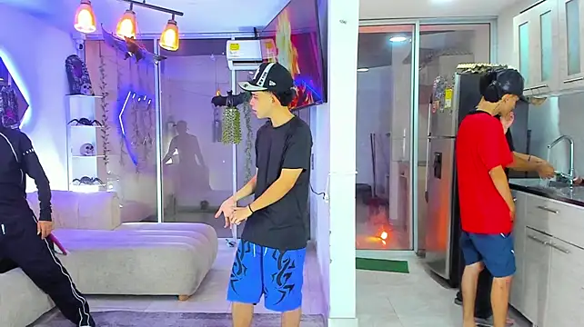 Houseofwarrios Webcam Show