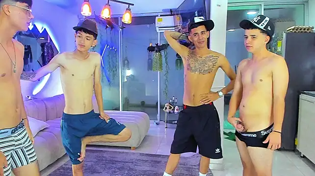 Show modela Houseofwarrios na web-kameri