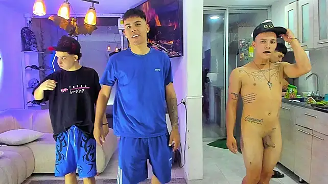 Houseofwarriosn Webbikameraesitys
