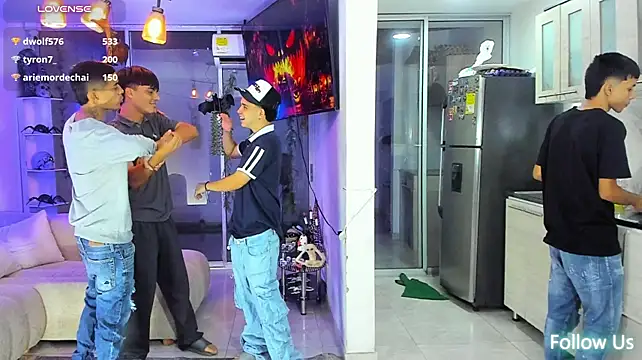 Show de Houseofwarrios na webcam