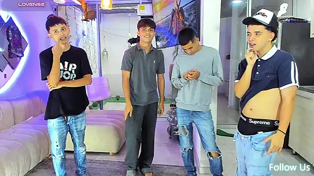 Show modela Houseofwarrios na web-kameri