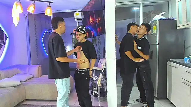 Houseofwarrios' Webcam Show