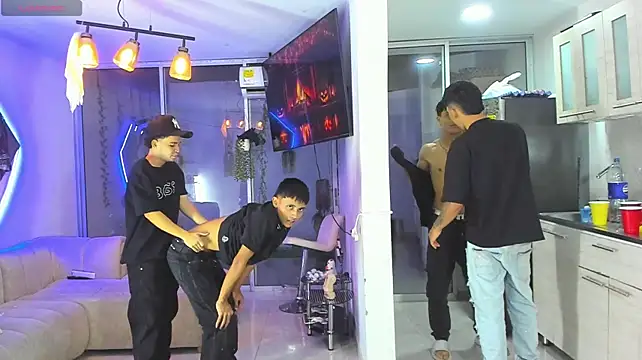 Show de Houseofwarrios na webcam