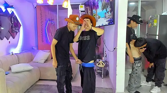 הופעת וובקאם של Houseofwarrios