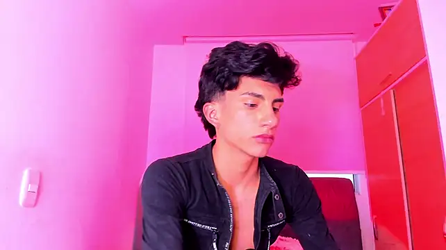 Erick_Velveth Adlı Modelin Web Kamerası Şovu