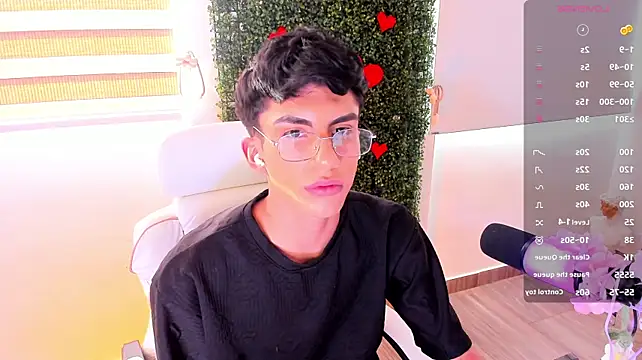 Živý XXX chat Erick_Velveth