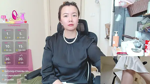 sallycui's Live XXX Chat
