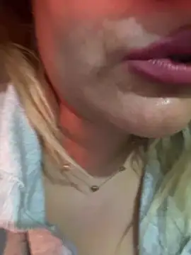 Chat +18 de Brandi_Love32 ao vivo