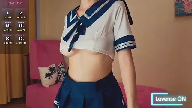 Reina__chan's Live Sex Cam Show