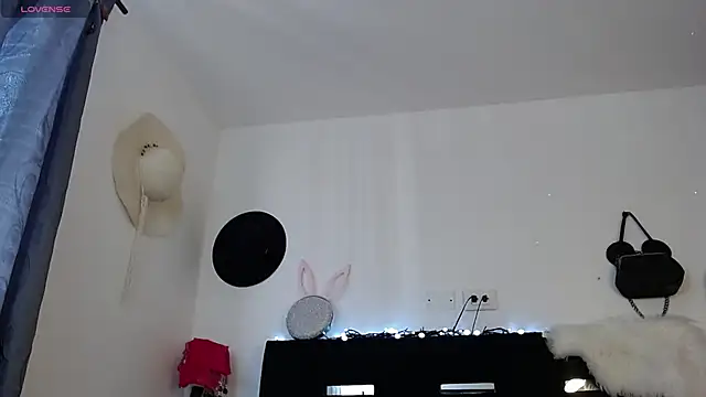 Camila_Torresss Adlı Modelin Canlı Sohbet Odası