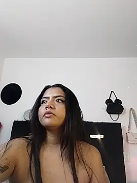 Camila_Torresss Adlı Modelin Canlı XXX Sohbeti
