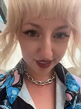 دردشة RonnieKiss الجنسية المباشرة