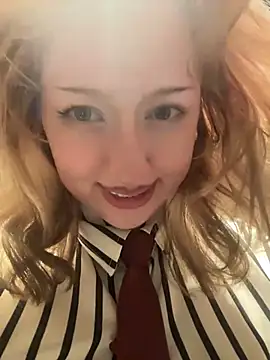 RonnieKiss' Webcam Show