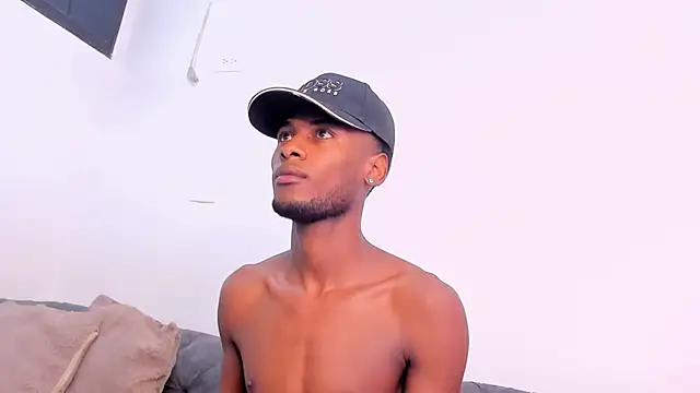 Chatroom XXX en direct de BennBrown