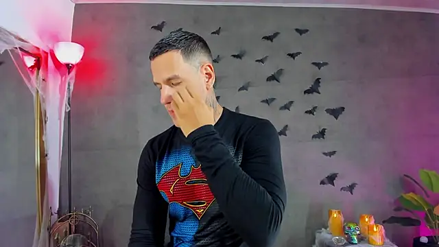 BadLiam_: διαδικτυακό σόου στην κάμερα