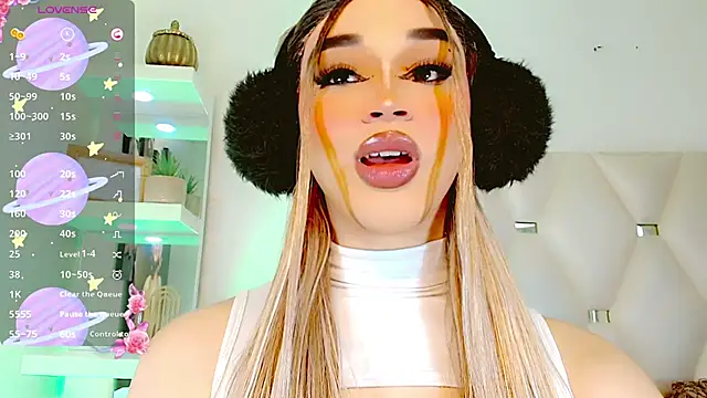 Cute_Val_: διαδικτυακό σόου στην κάμερα