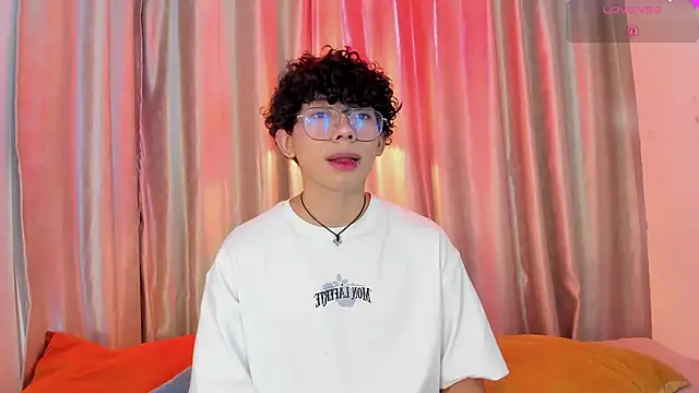 liam_twiink 在線直播表演