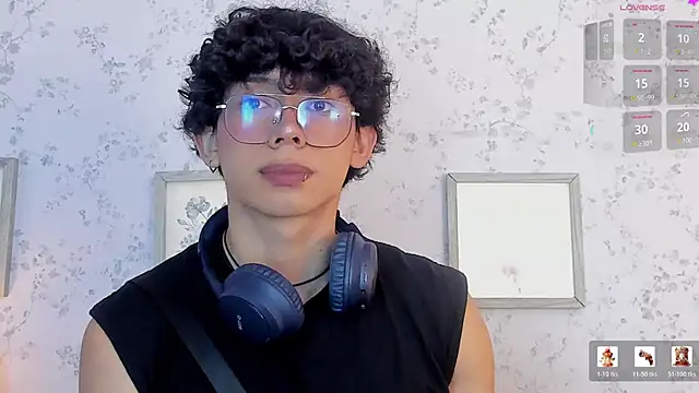 liam_twiink's Webcam Show