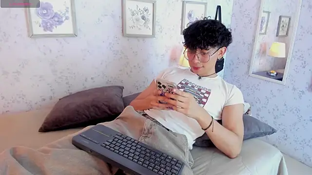 liam_twiink 网络视讯表演