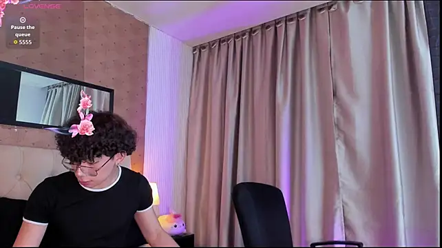 liam_twiink 网络视讯表演