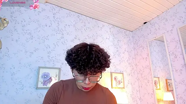 liam_twiink Show in webcam