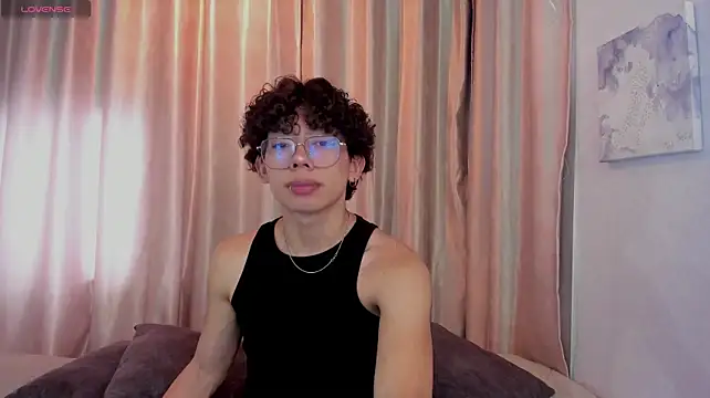 liam_twiink Adlı Modelin Web Kamerası Şovu