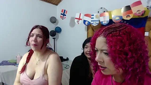 Show modela LITTLEKITTY19 na web-kameri
