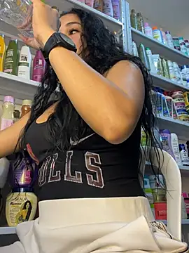 FOX_LATINAのウェブカメラショー