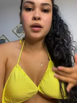 FOX_LATINA Шоу с уебкамера