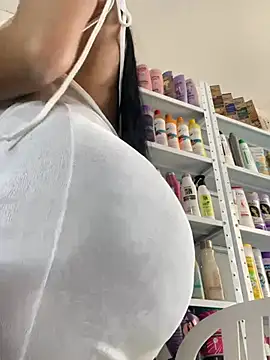 FOX_LATINA Adlı Modelin Canlı XXX Sohbeti