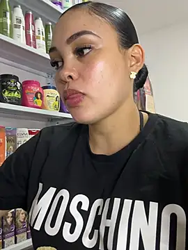 FOX_LATINA 웹캠 쇼