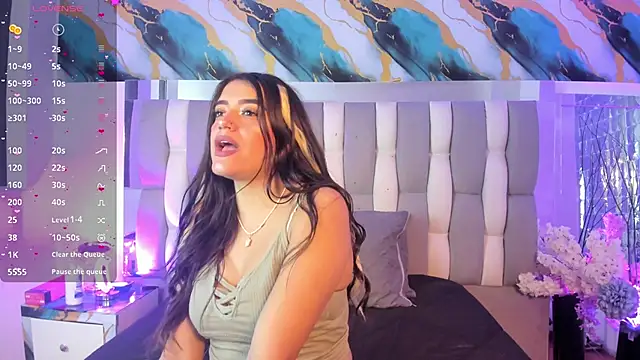 Chat XXX en directo de IsaDiiaz