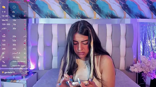 Chat XXX en directo de IsaDiiaz