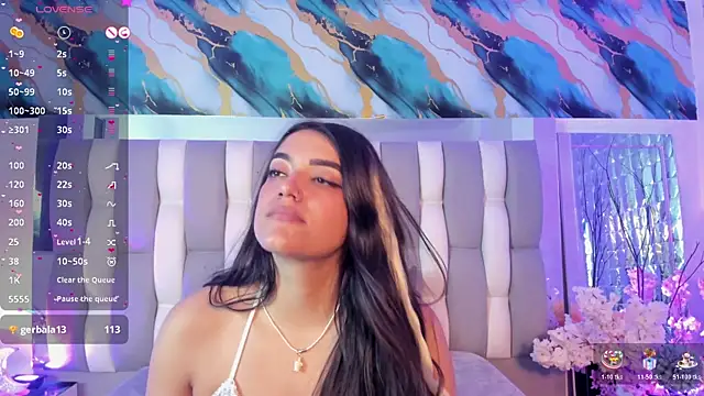 IsaDiiaz Adlı Modelin Canlı XXX Sohbeti