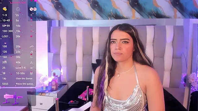 IsaDiiaz Chat XXX in diretta