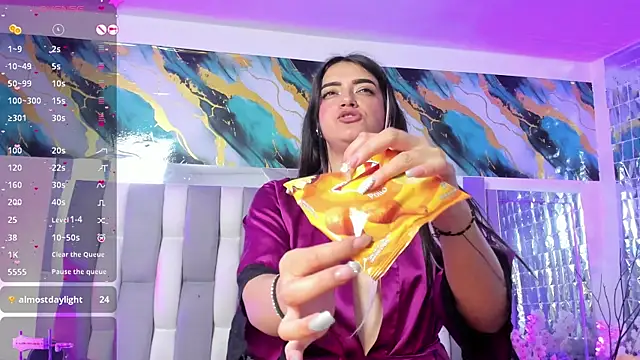 צ'אט XXX בשידור חי של IsaDiiaz
