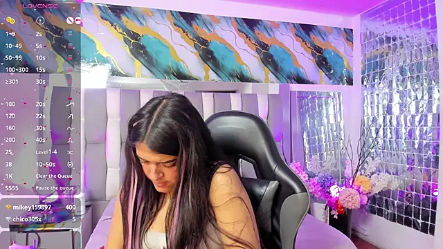 Chatroom XXX en direct de IsaDiiaz