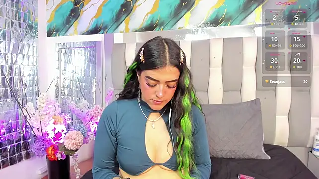 دردشة IsaDiiaz الجنسية المباشرة