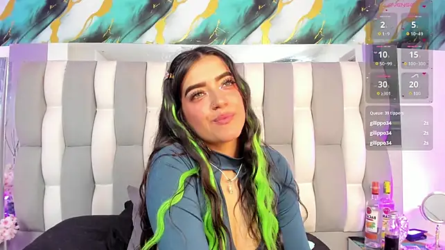 Chat +18 de IsaDiiaz ao vivo
