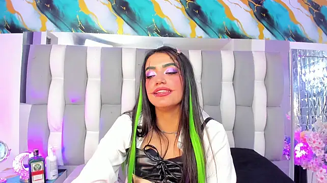 IsaDiiaz XXX чат на живо
