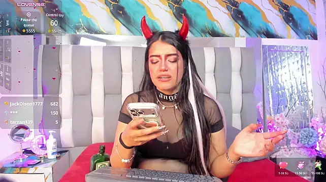 IsaDiiazn Live XXX chat