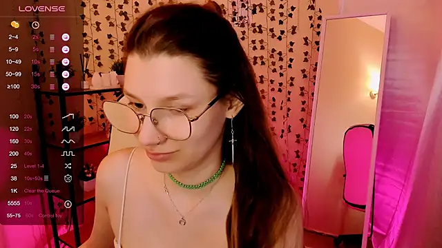 LinaBlossom_'s Live XXX Chat