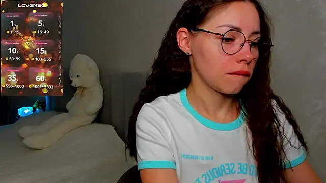 fun_nd_bun élő XXX-chatje