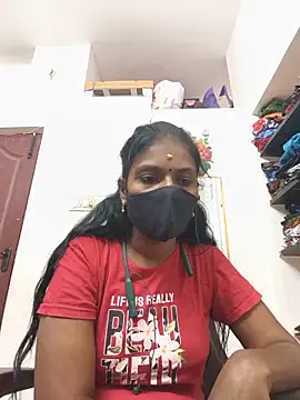 Tamil_Yalini12n Webbikameraesitys