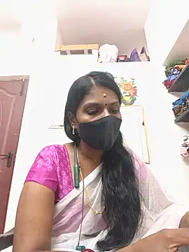Tamil_Yalini12 Live Chatraum