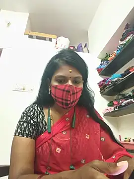 Tamil_Yalini12 Show in webcam