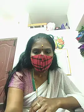 Tamil_Yalini12のライブチャットルーム